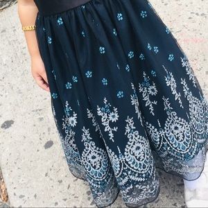 Meet your Posher, Ayah